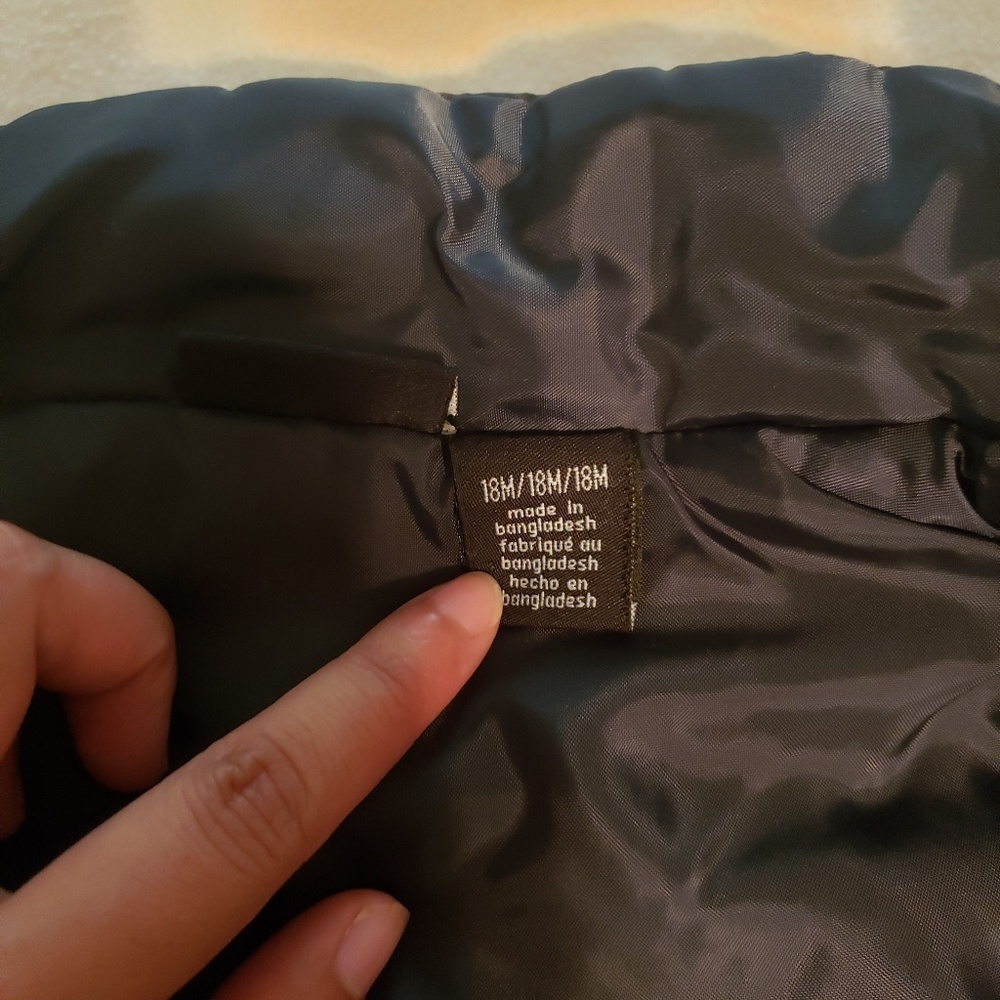 Calvin Klein vest - Picture 2 of 3